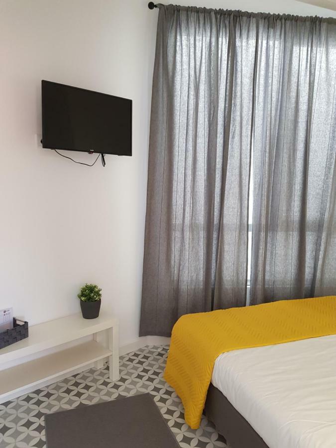 Cool Guest House Элваш Экстерьер фото